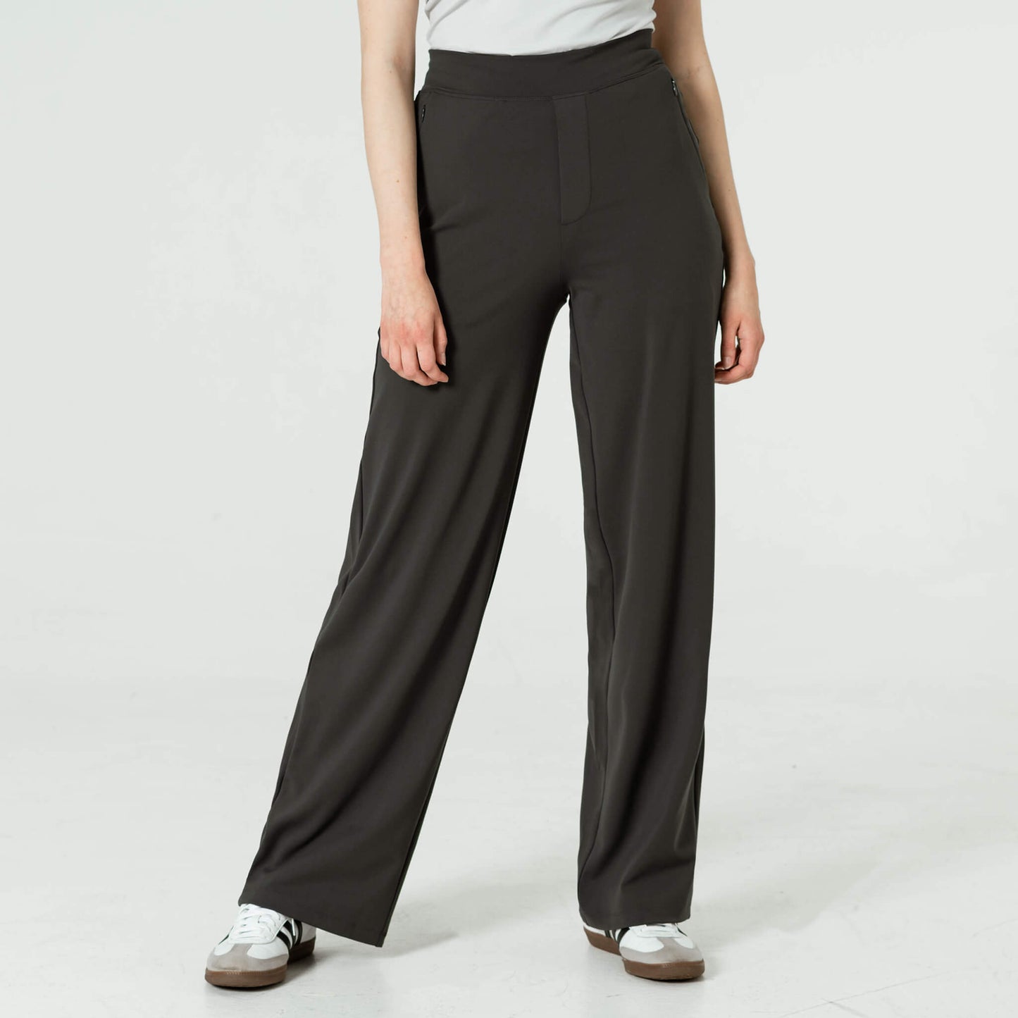 Bacarta Straight Pants